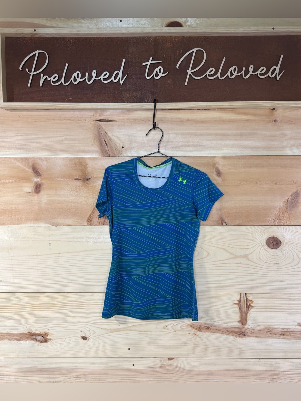 NWOT Under Armour Tee